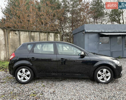 Чорний Кіа Сід, об'ємом двигуна 1.6 л та пробігом 220 тис. км за 6500 $, фото 15 на Automoto.ua