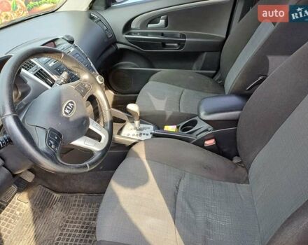 Черный Киа Сид, объемом двигателя 1.6 л и пробегом 330 тыс. км за 5800 $, фото 9 на Automoto.ua