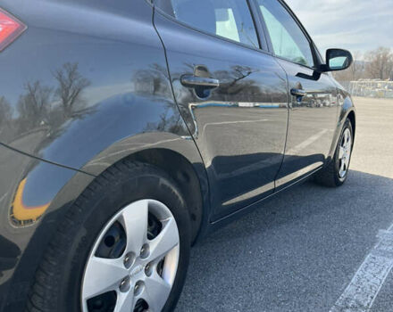 Чорний Кіа Сід, об'ємом двигуна 1.6 л та пробігом 228 тис. км за 6800 $, фото 9 на Automoto.ua