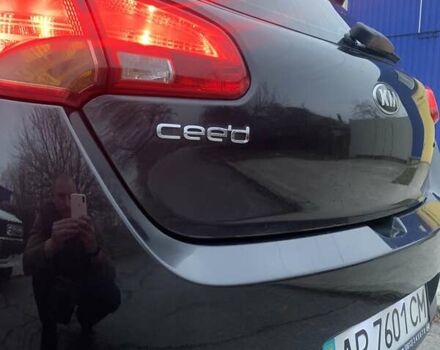 Черный Киа Сид, объемом двигателя 1.6 л и пробегом 204 тыс. км за 10000 $, фото 20 на Automoto.ua