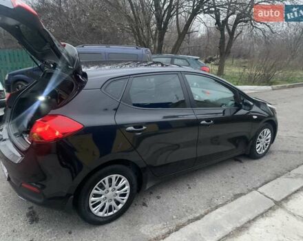 Черный Киа Сид, объемом двигателя 1.6 л и пробегом 204 тыс. км за 10000 $, фото 40 на Automoto.ua