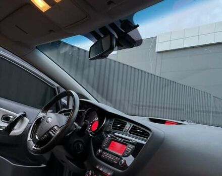 Киа Сид 2013 в Киеве на Automoto.ua Черный Киа Сид, объемом двигателя 1.59 л и пробегом 99 тыс. км за 10500 $, фото 15 на Automoto.ua