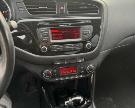 Чорний Кіа Сід, об'ємом двигуна 1.59 л та пробігом 99 тис. км за 10500 $, фото 17 на Automoto.ua