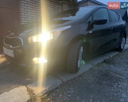 Черный Киа Сид, объемом двигателя 1.6 л и пробегом 204 тыс. км за 10000 $, фото 49 на Automoto.ua