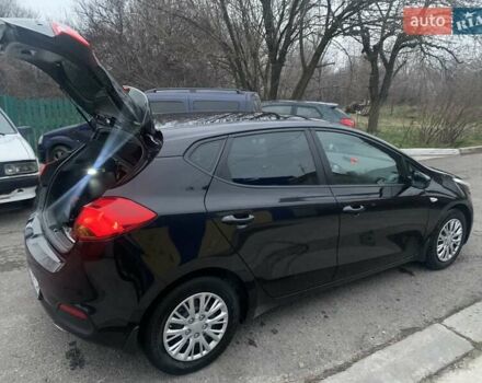 Черный Киа Сид, объемом двигателя 1.6 л и пробегом 204 тыс. км за 10000 $, фото 39 на Automoto.ua