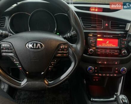 Черный Киа Сид, объемом двигателя 1.6 л и пробегом 204 тыс. км за 10000 $, фото 25 на Automoto.ua