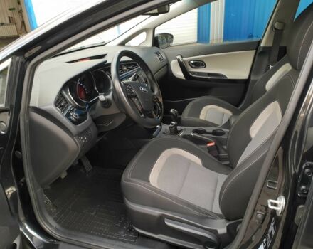 Черный Киа Сид, объемом двигателя 1.6 л и пробегом 87 тыс. км за 12500 $, фото 11 на Automoto.ua