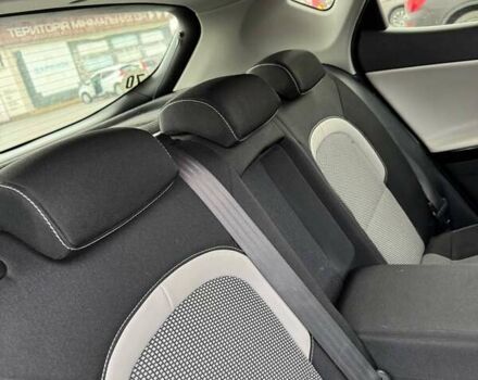 Черный Киа Сид, объемом двигателя 1.58 л и пробегом 148 тыс. км за 12500 $, фото 20 на Automoto.ua