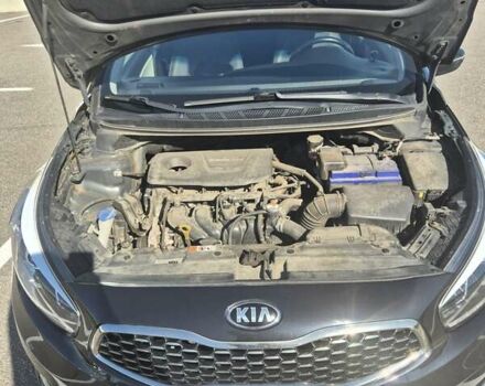 Чорний Кіа Сід, об'ємом двигуна 1.59 л та пробігом 72 тис. км за 14000 $, фото 12 на Automoto.ua