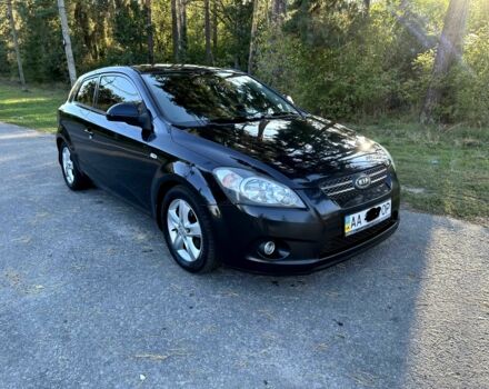 Чорний Кіа Сід, об'ємом двигуна 1.6 л та пробігом 190 тис. км за 5250 $, фото 2 на Automoto.ua