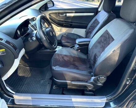 Чорний Кіа Сід, об'ємом двигуна 1.6 л та пробігом 190 тис. км за 5250 $, фото 10 на Automoto.ua