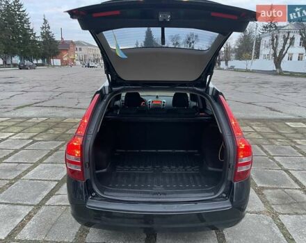 Черный Киа Сид, объемом двигателя 1.6 л и пробегом 207 тыс. км за 5500 $, фото 7 на Automoto.ua