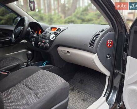 Черный Киа Сид, объемом двигателя 1.6 л и пробегом 283 тыс. км за 5250 $, фото 10 на Automoto.ua