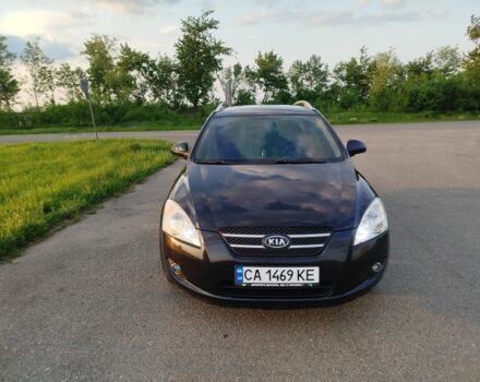 Черный Киа Сид, объемом двигателя 1.6 л и пробегом 200 тыс. км за 5499 $, фото 17 на Automoto.ua