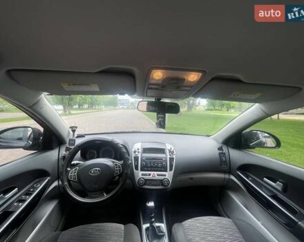 Черный Киа Сид, объемом двигателя 2 л и пробегом 245 тыс. км за 6200 $, фото 9 на Automoto.ua