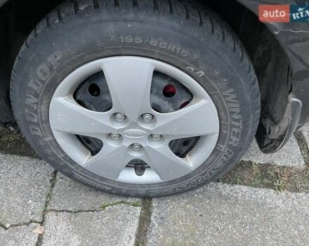 Черный Киа Сид, объемом двигателя 1.6 л и пробегом 207 тыс. км за 5500 $, фото 17 на Automoto.ua