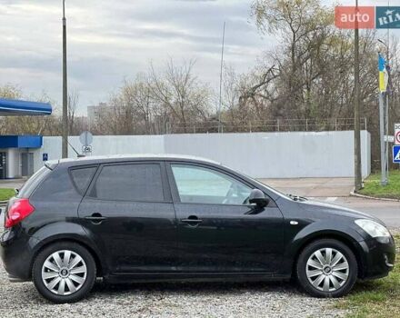 Чорний Кіа Сід, об'ємом двигуна 1.98 л та пробігом 231 тис. км за 6800 $, фото 18 на Automoto.ua