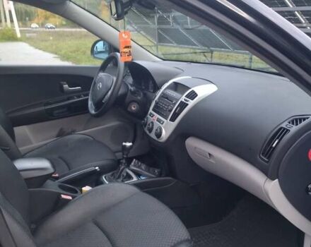 Черный Киа Сид, объемом двигателя 1.6 л и пробегом 226 тыс. км за 6000 $, фото 8 на Automoto.ua