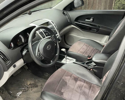 Чорний Кіа Сід, об'ємом двигуна 2 л та пробігом 225 тис. км за 6300 $, фото 6 на Automoto.ua