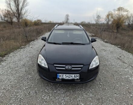 Черный Киа Сид, объемом двигателя 1.6 л и пробегом 282 тыс. км за 5300 $, фото 2 на Automoto.ua