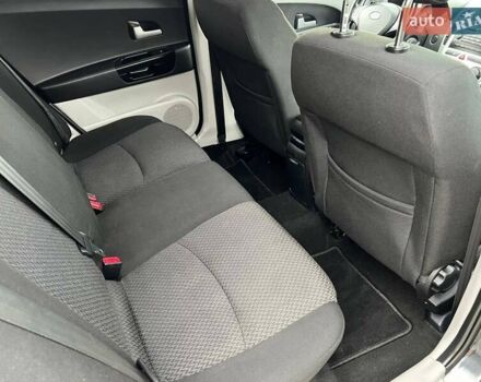 Чорний Кіа Сід, об'ємом двигуна 1.98 л та пробігом 231 тис. км за 6800 $, фото 12 на Automoto.ua