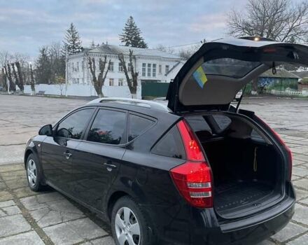 Черный Киа Сид, объемом двигателя 1.6 л и пробегом 207 тыс. км за 5500 $, фото 8 на Automoto.ua