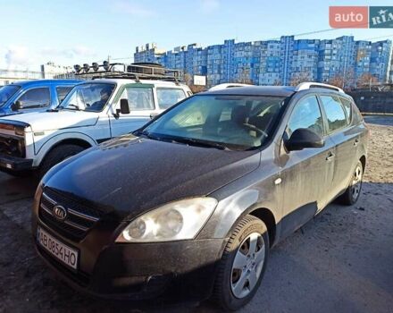 Черный Киа Сид, объемом двигателя 1.4 л и пробегом 215 тыс. км за 7000 $, фото 1 на Automoto.ua