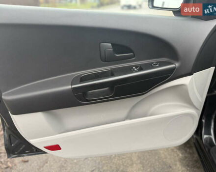 Черный Киа Сид, объемом двигателя 1.4 л и пробегом 204 тыс. км за 6350 $, фото 20 на Automoto.ua