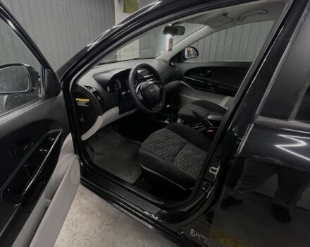 Черный Киа Сид, объемом двигателя 1.6 л и пробегом 230 тыс. км за 5500 $, фото 5 на Automoto.ua