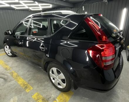 Черный Киа Сид, объемом двигателя 1.6 л и пробегом 230 тыс. км за 5500 $, фото 2 на Automoto.ua