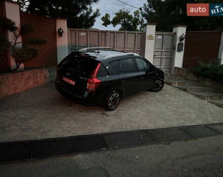 Черный Киа Сид, объемом двигателя 1.4 л и пробегом 182 тыс. км за 6200 $, фото 18 на Automoto.ua