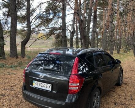 Черный Киа Сид, объемом двигателя 1.6 л и пробегом 283 тыс. км за 5300 $, фото 4 на Automoto.ua