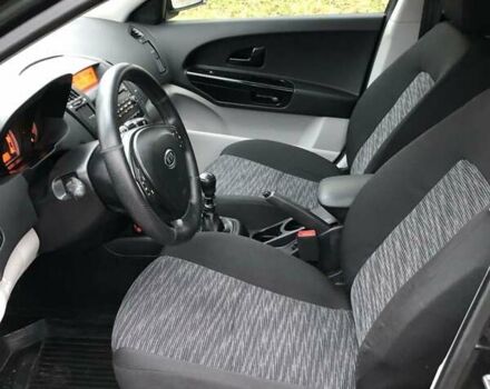 Черный Киа Сид, объемом двигателя 1.4 л и пробегом 181 тыс. км за 4450 $, фото 5 на Automoto.ua
