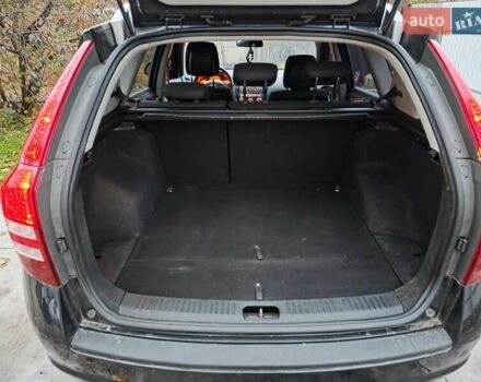 Кіа Сід 2008 у Бердичеве на Automoto.ua Чорний Кіа Сід, об'ємом двигуна 1.4 л та пробігом 167 тис. км за 4450 $, фото 13 на Automoto.ua