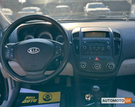 Чорний Кіа Сід, об'ємом двигуна 1.6 л та пробігом 150 тис. км за 7800 $, фото 8 на Automoto.ua