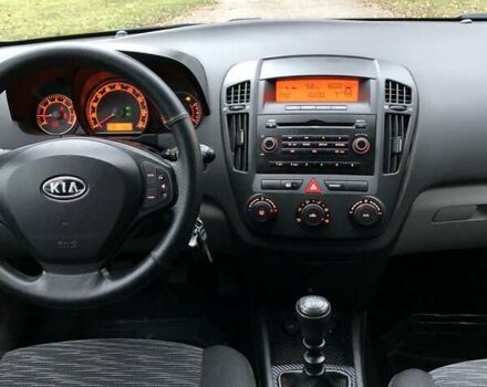 Черный Киа Сид, объемом двигателя 1.4 л и пробегом 181 тыс. км за 4450 $, фото 17 на Automoto.ua