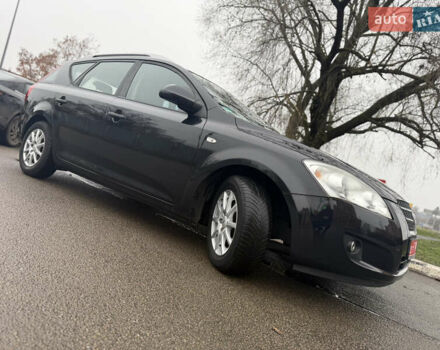 Черный Киа Сид, объемом двигателя 1.4 л и пробегом 204 тыс. км за 6350 $, фото 15 на Automoto.ua