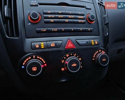 Чорний Кіа Сід, об'ємом двигуна 1.4 л та пробігом 167 тис. км за 4900 $, фото 20 на Automoto.ua