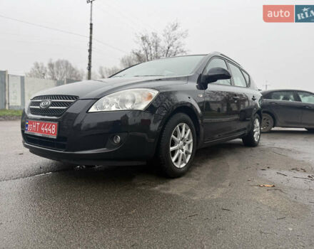 Черный Киа Сид, объемом двигателя 1.4 л и пробегом 204 тыс. км за 6350 $, фото 8 на Automoto.ua