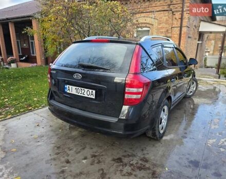 Кіа Сід 2008 у Бердичеве на Automoto.ua Чорний Кіа Сід, об'ємом двигуна 1.4 л та пробігом 167 тис. км за 4450 $, фото 34 на Automoto.ua