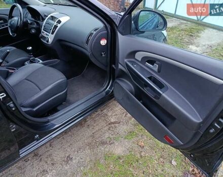 Черный Киа Сид, объемом двигателя 2 л и пробегом 251 тыс. км за 3500 $, фото 17 на Automoto.ua