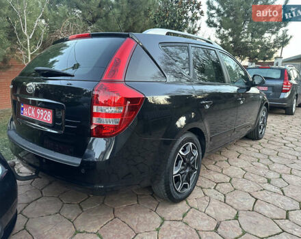 Чорний Кіа Сід, об'ємом двигуна 1.4 л та пробігом 182 тис. км за 6200 $, фото 4 на Automoto.ua