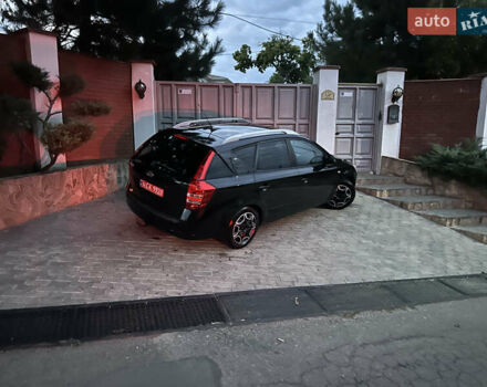 Черный Киа Сид, объемом двигателя 1.4 л и пробегом 182 тыс. км за 6200 $, фото 19 на Automoto.ua