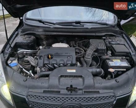 Кіа Сід 2008 у Бердичеве на Automoto.ua Чорний Кіа Сід, об'ємом двигуна 1.4 л та пробігом 167 тис. км за 4450 $, фото 4 на Automoto.ua
