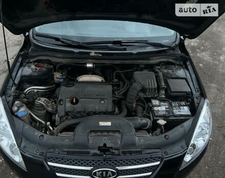 Черный Киа Сид, объемом двигателя 1.6 л и пробегом 280 тыс. км за 7300 $, фото 10 на Automoto.ua