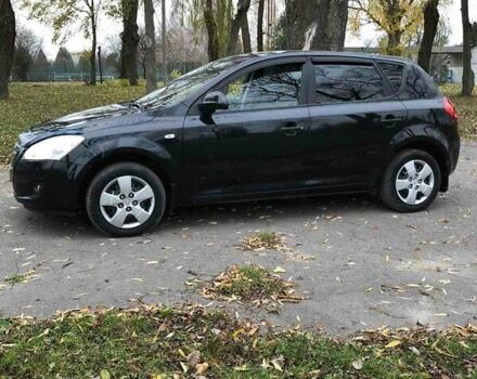 Черный Киа Сид, объемом двигателя 1.4 л и пробегом 181 тыс. км за 4450 $, фото 14 на Automoto.ua