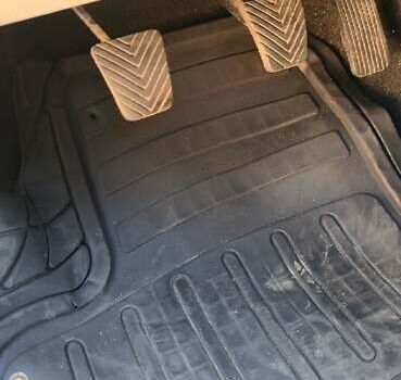 Черный Киа Сид, объемом двигателя 1.6 л и пробегом 199 тыс. км за 5500 $, фото 10 на Automoto.ua