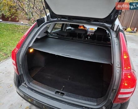 Кіа Сід 2008 у Бердичеве на Automoto.ua Чорний Кіа Сід, об'ємом двигуна 1.4 л та пробігом 167 тис. км за 4450 $, фото 10 на Automoto.ua