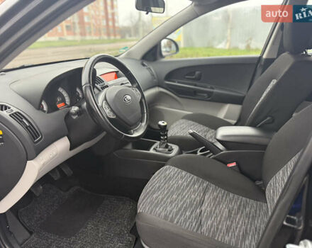 Черный Киа Сид, объемом двигателя 1.4 л и пробегом 204 тыс. км за 6350 $, фото 19 на Automoto.ua