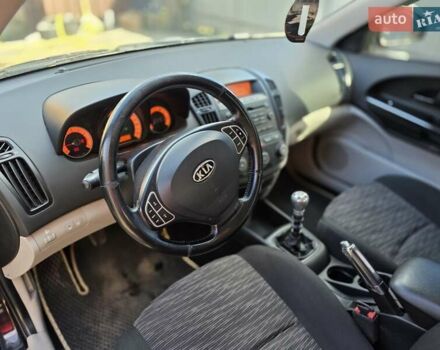 Чорний Кіа Сід, об'ємом двигуна 1.4 л та пробігом 167 тис. км за 4900 $, фото 3 на Automoto.ua